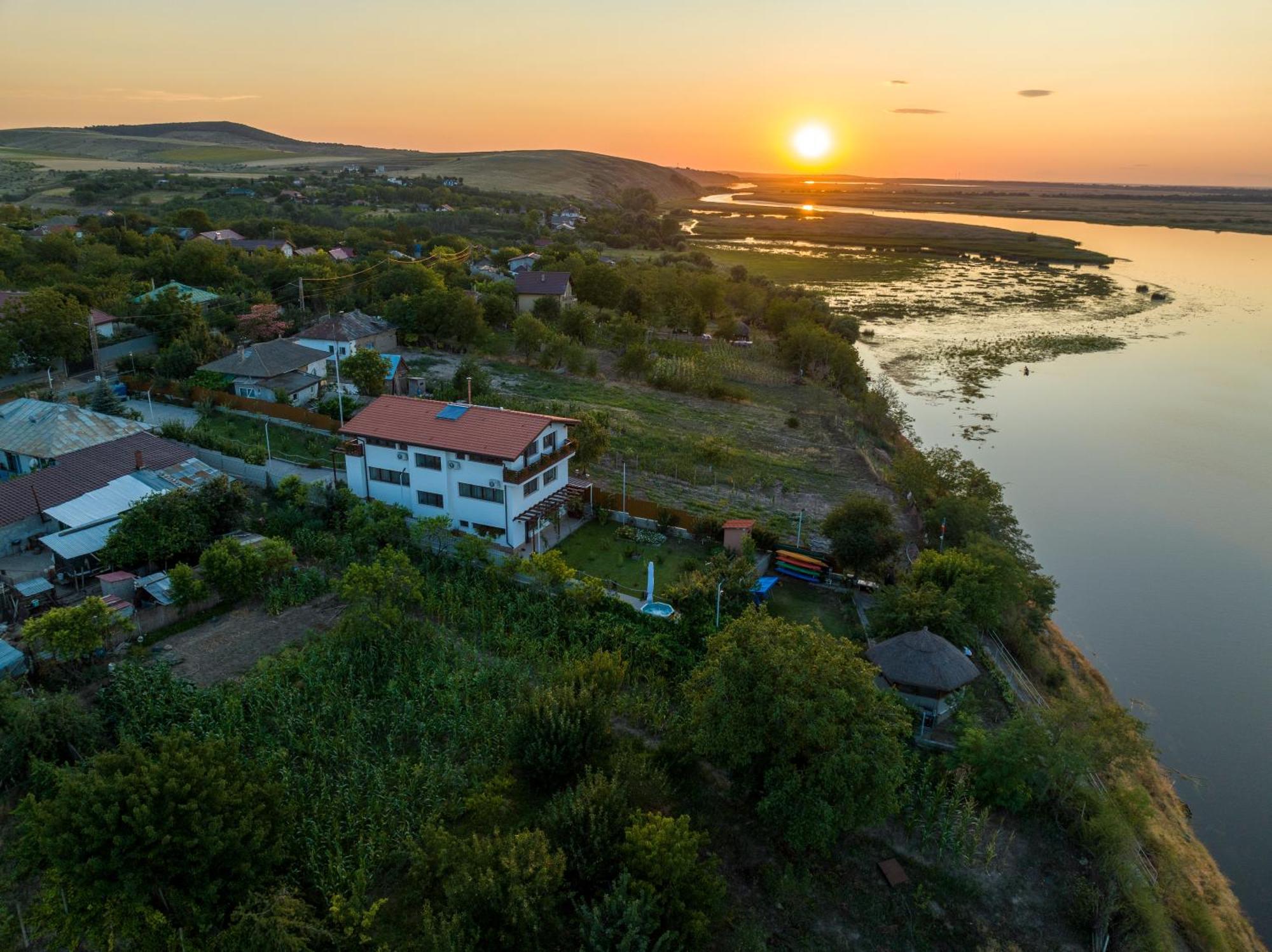 Laguna Nuferilor Habitat Somova Eksteriør bilde